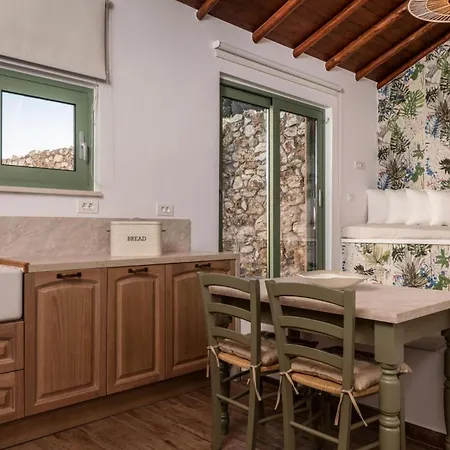 Evilia With Private Pool Villa