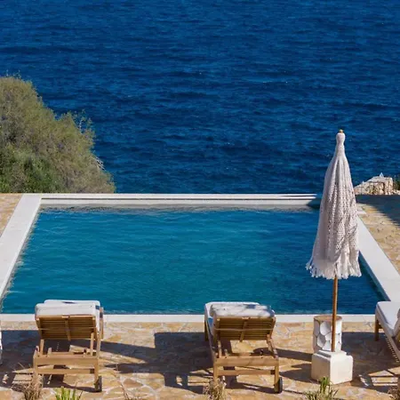 Vila Evilia With Private Pool Volímai